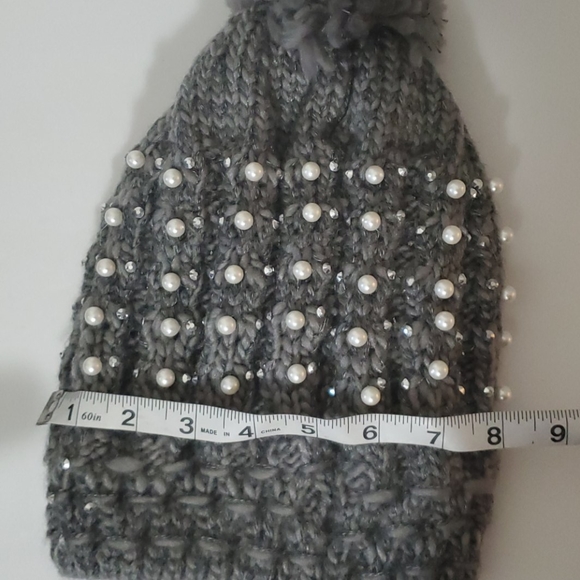 🆕️ Pearl Knit Pom Hat Fleece Lined - Picture 10 of 10